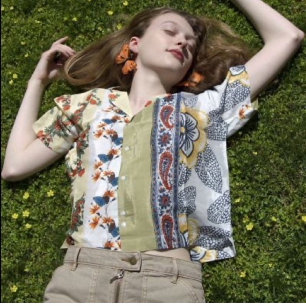 UO Hayden Souvenir Button Down XS